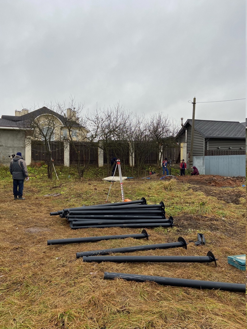 We're starting construction on a BARN House using FINHA connectors
